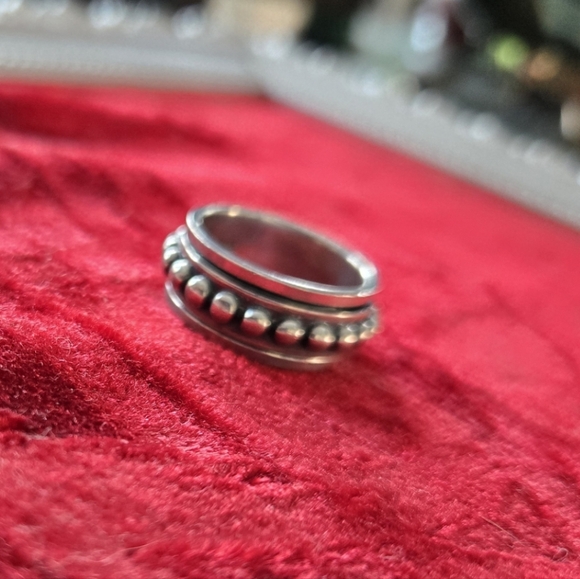 Sterling Silver Spinner Ring - Picture 2 of 6
